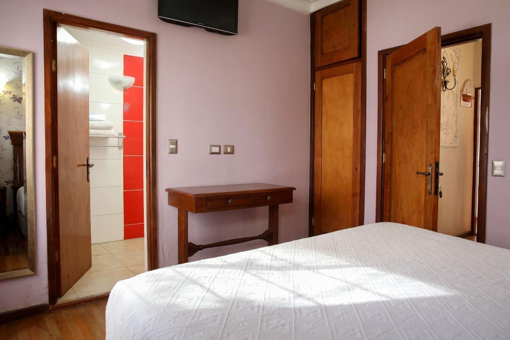 Vista Velero Hotel